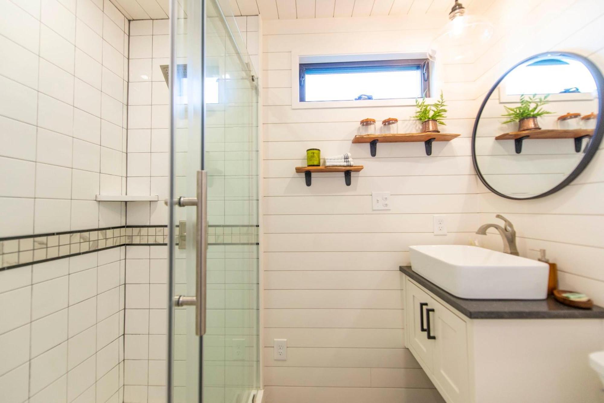 The Woods- Container Tiny House 12 Min To Magnolia/Baylor/Downtown Vila Bellmead Exterior foto